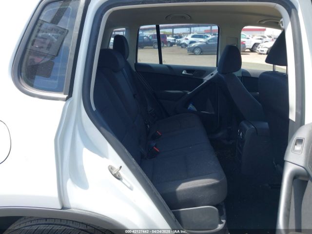 WVGAV3AX5EW580879 Volkswagen TIGUAN S