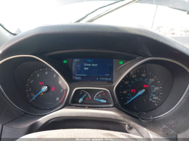 1FADP3E28EL427561 Ford FOCUS S