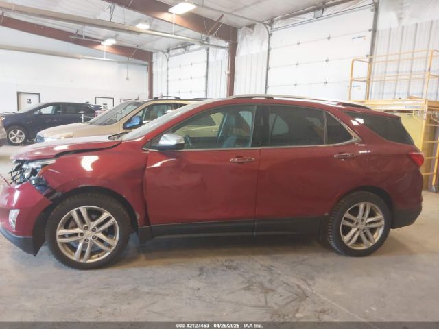 2GNAXWEX8J6250563 Chevrolet Equinox Premier