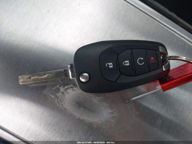 KL77LGEP1SC007414 Chevrolet Trax Fwd 1rs