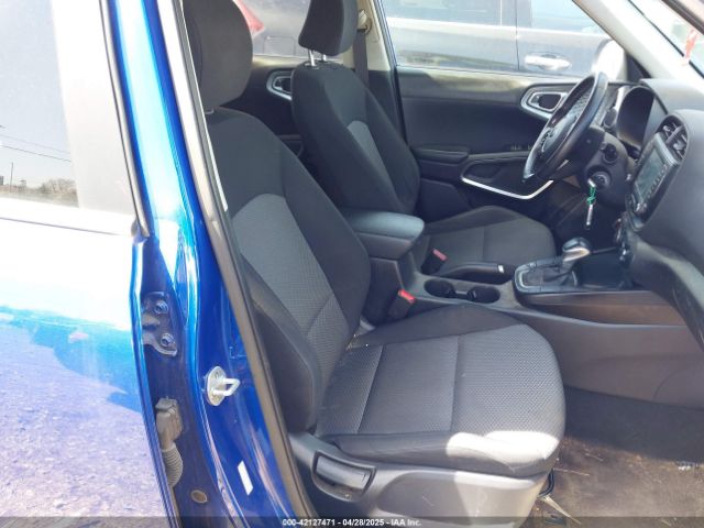 KNDJ23AU5L7070302 KIA Soul X-line