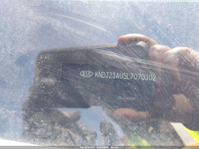 KNDJ23AU5L7070302 KIA Soul X-line