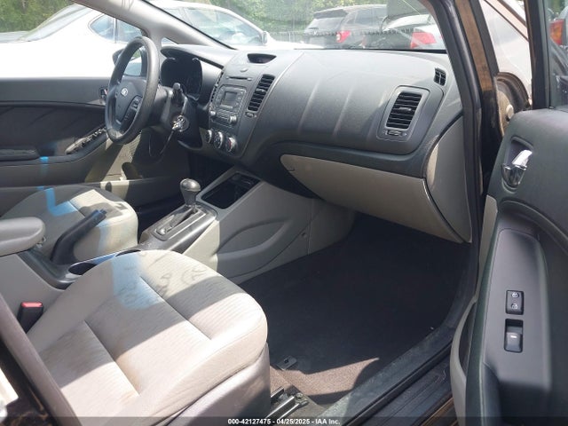 KNAFK4A61F5262276 KIA FORTE LX