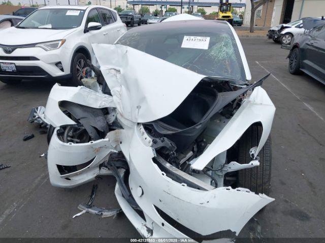 5YJ3E1EA4JF076099 Tesla Model 3 Long Range/mid Range
