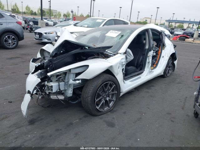 5YJ3E1EA4JF076099 Tesla Model 3 Long Range/mid Range