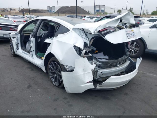 5YJ3E1EA4JF076099 Tesla Model 3 Long Range/mid Range