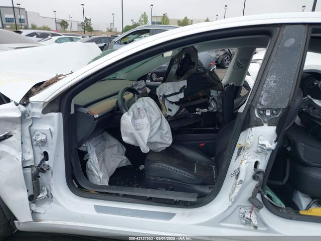 5YJ3E1EA4JF076099 Tesla Model 3 Long Range/mid Range