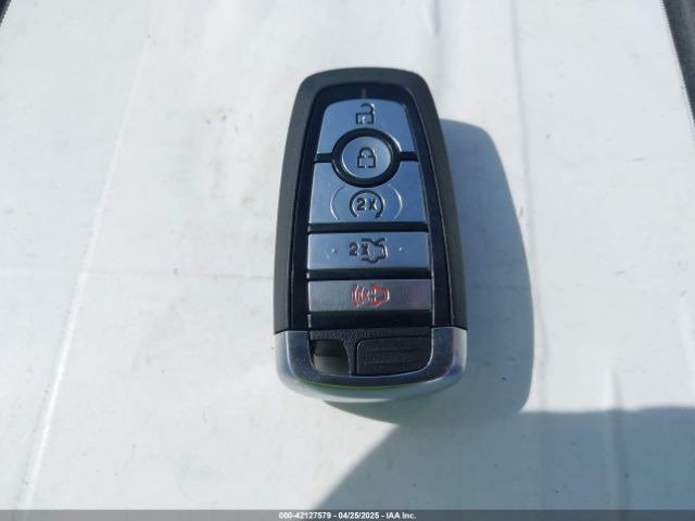 3FA6P0MU3LR115060 Ford Fusion Hybrid Sel