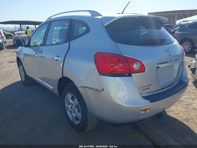 JN8AS5MT6FW656584 Nissan Rogue Select S