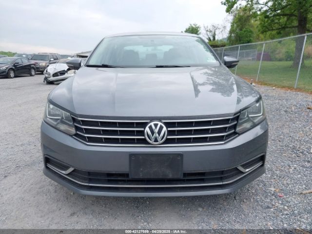 1VWAT7A39GC032948 Volkswagen Passat 1.8t S
