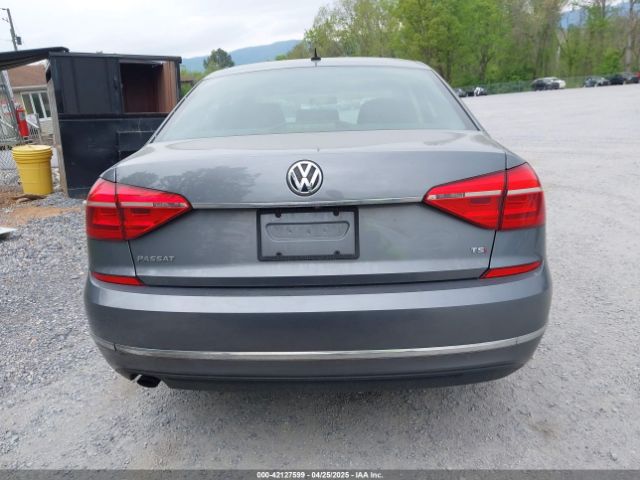 1VWAT7A39GC032948 Volkswagen Passat 1.8t S