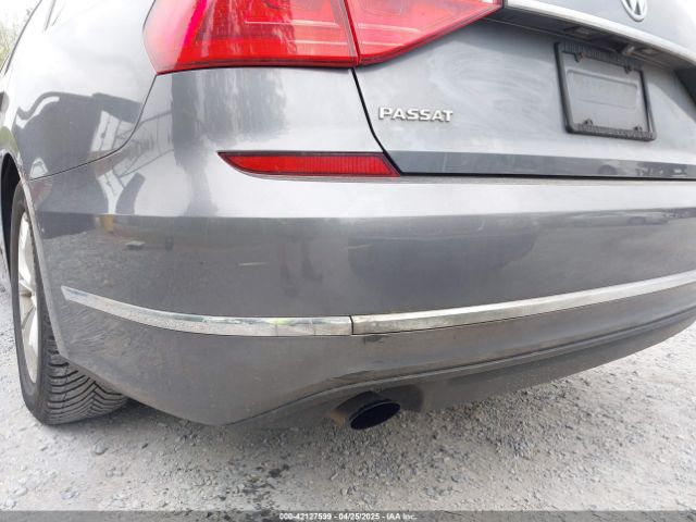 1VWAT7A39GC032948 Volkswagen Passat 1.8t S