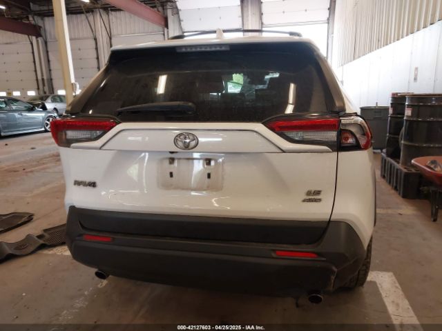 JTMG1RFV8KD503144 Toyota RAV4 LE