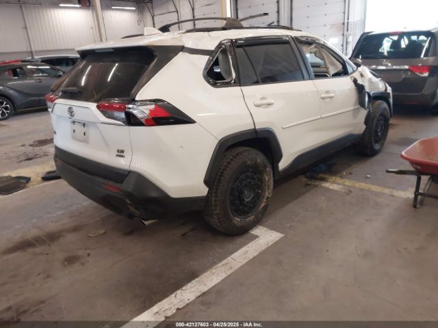JTMG1RFV8KD503144 Toyota RAV4 LE