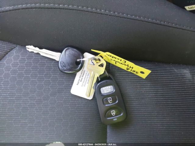 KMHD74LF3JU489441 Hyundai ELANTRA SE