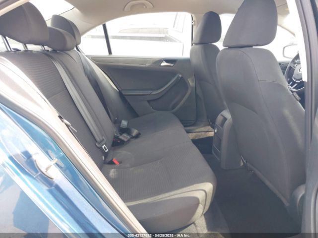 3VW267AJ6GM239810 Volkswagen Jetta 1.4t S