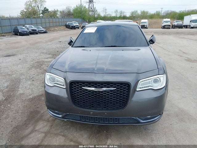 2C3CCAGG8GH224995 Chrysler 300 300s