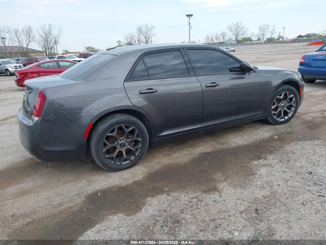 2C3CCAGG8GH224995 Chrysler 300 300s