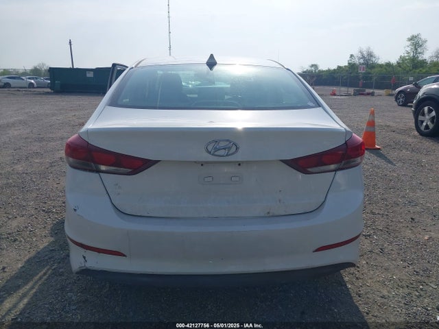 Hyundai ELANTRA SE 2017 5NPD74LF2HH209629 Image 15