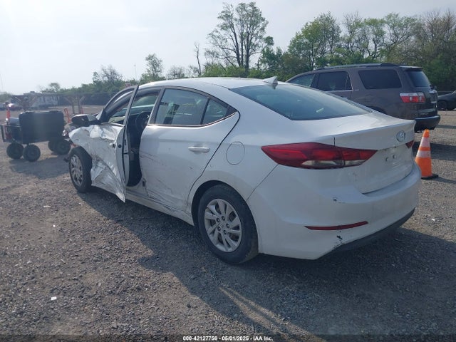 Hyundai ELANTRA SE 2017 5NPD74LF2HH209629 Image 3