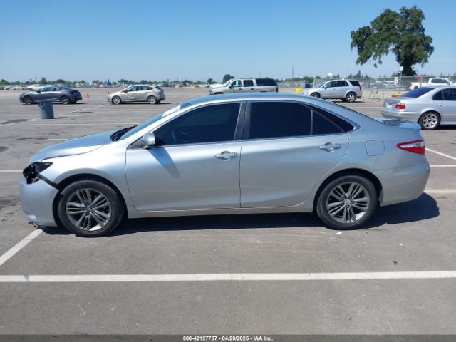 4T1BF1FKXHU374668 Toyota CAMRY SE
