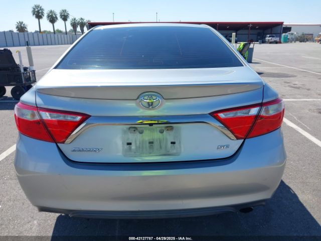 4T1BF1FKXHU374668 Toyota CAMRY SE
