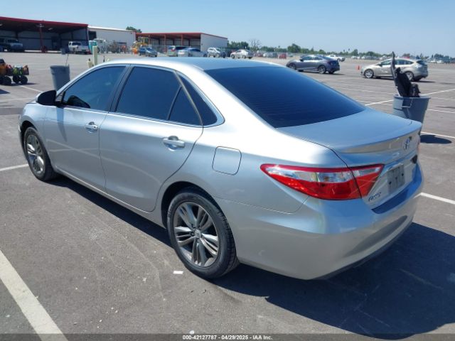 4T1BF1FKXHU374668 Toyota CAMRY SE