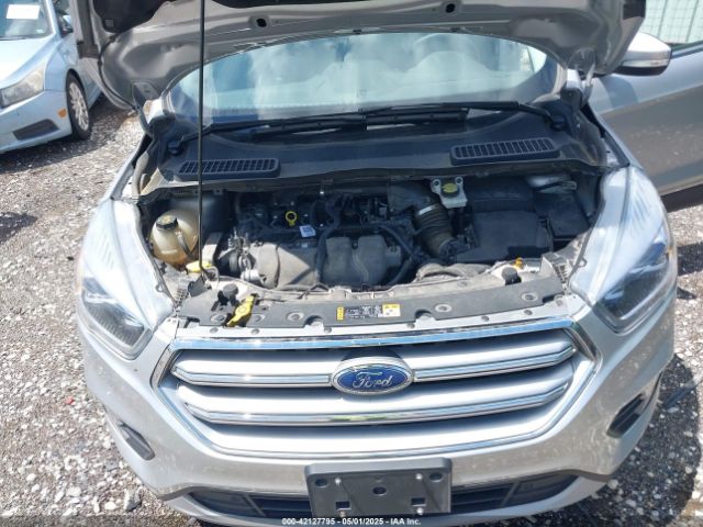 1FMCU0J99HUB23567 Ford Escape Titanium