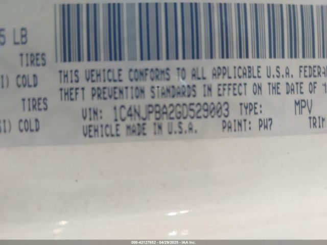 1C4NJPBA2GD529003 Jeep Patriot Sport