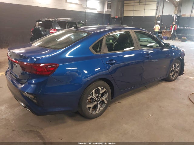 3KPF24AD1KE061932 KIA Forte Lxs