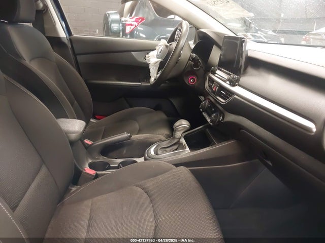 3KPF24AD1KE061932 KIA Forte Lxs