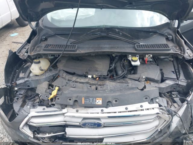 1FMCU0GD8HUE00754 Ford ESCAPE SE
