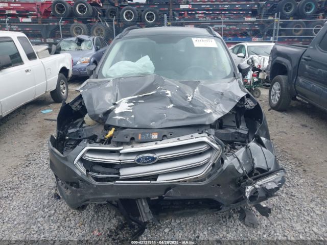 1FMCU0GD8HUE00754 Ford ESCAPE SE
