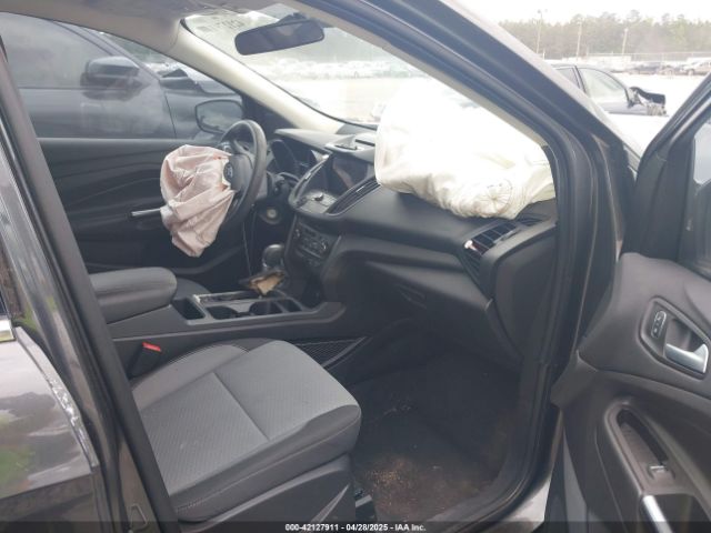 1FMCU0GD8HUE00754 Ford ESCAPE SE