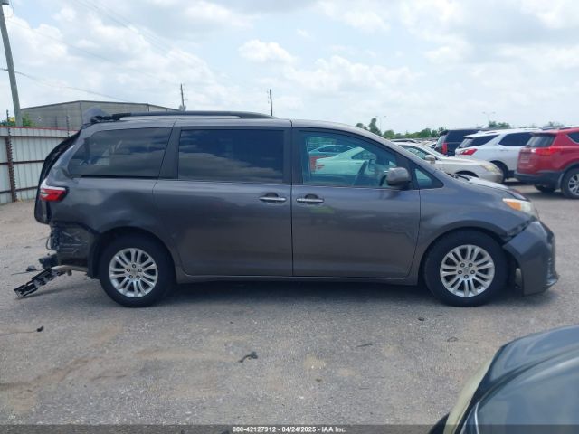 5TDYK3DCXFS688971 Toyota Sienna Xle 8 Passenger