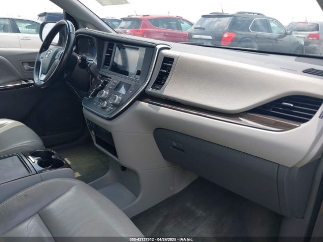 5TDYK3DCXFS688971 Toyota Sienna Xle 8 Passenger