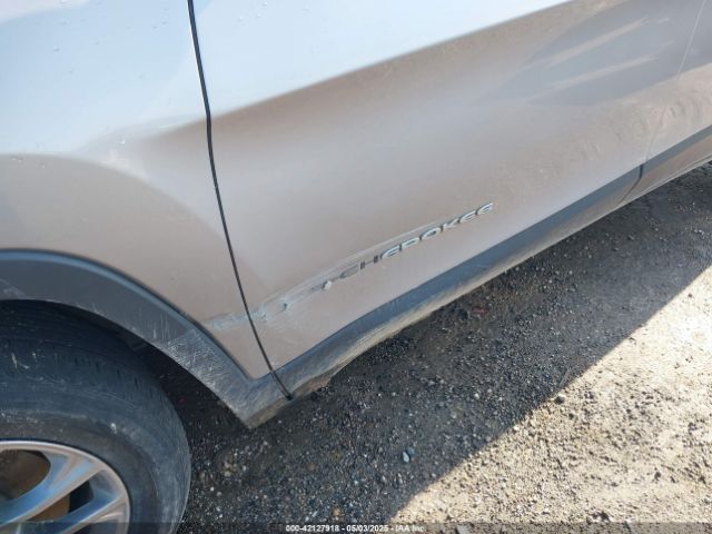 1C4PJLLB5KD403431 Jeep Cherokee Latitude Plus Fwd