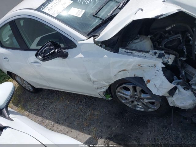 3MYDLBZV6GY146908 Scion IA
