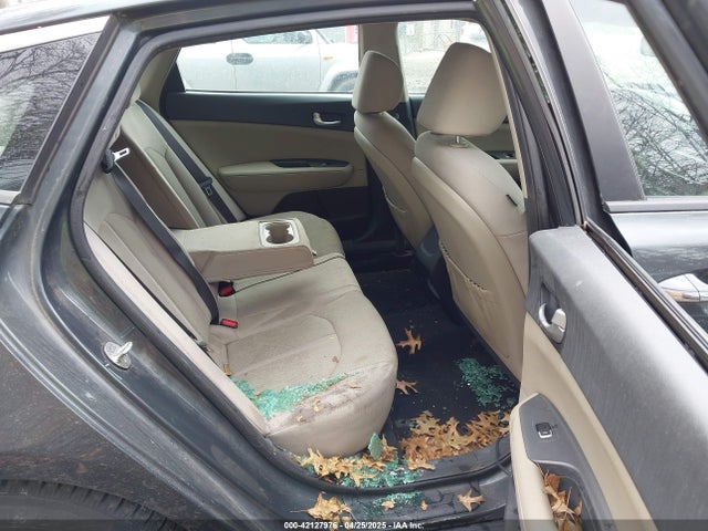 KNAGT4L33G5077295 KIA Optima Lx