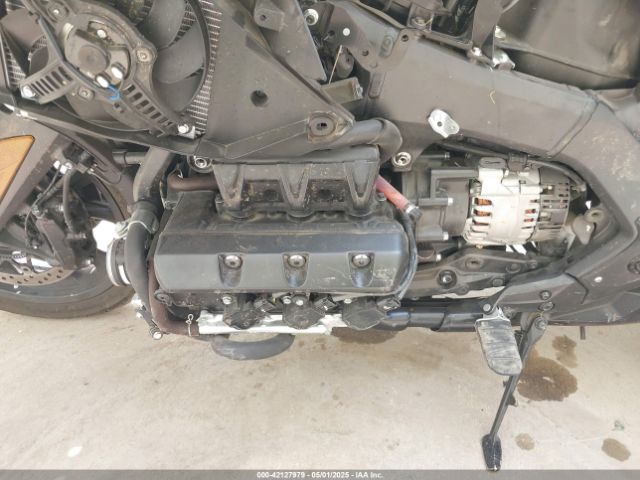 2024 HONDA GL1800 JH2SC7951RK600686 Photo 8