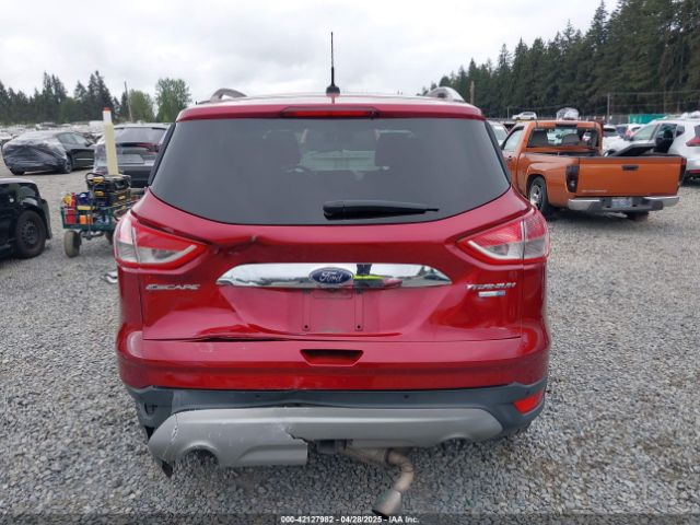 1FMCU9J9XEUD71715 Ford Escape Titanium