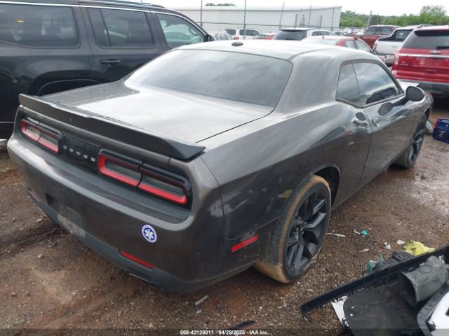 2C3CDZAGXKH500459 Dodge Challenger Sxt