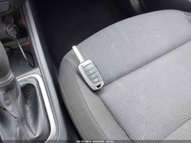 3KPC24A35KE050457 Hyundai ACCENT SE