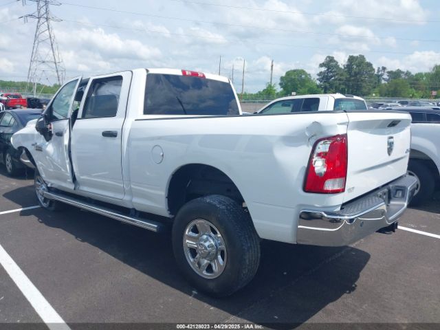3C6UR5CJ6JG276003 RAM 2500 Tradesman  4x4 6'4 Box