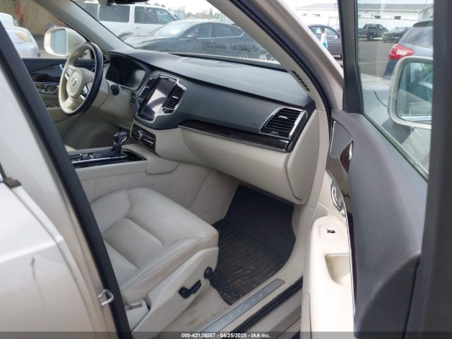 YV4A22PK7G1038750 Volvo Xc90 T6 Momentum