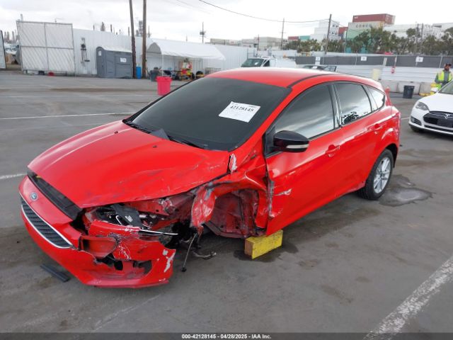 1FADP3K21GL271306 Ford FOCUS SE