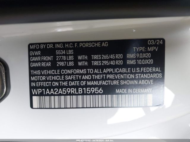 2024 PORSCHE MACAN WP1AA2A59RLB15956 Photo 8