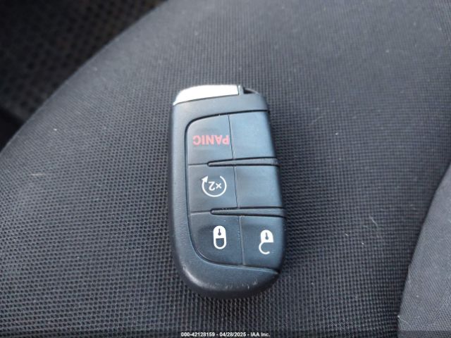 ZACNJBC14KPK49317 Jeep Renegade Trailhawk 4x4