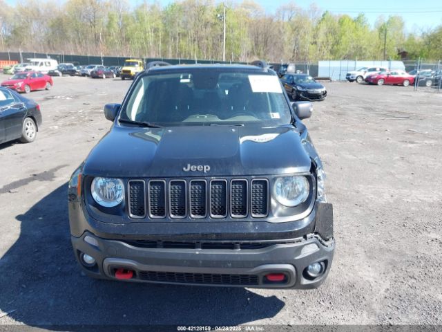 ZACNJBC14KPK49317 Jeep Renegade Trailhawk 4x4