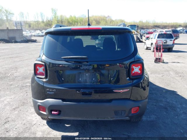 ZACNJBC14KPK49317 Jeep Renegade Trailhawk 4x4